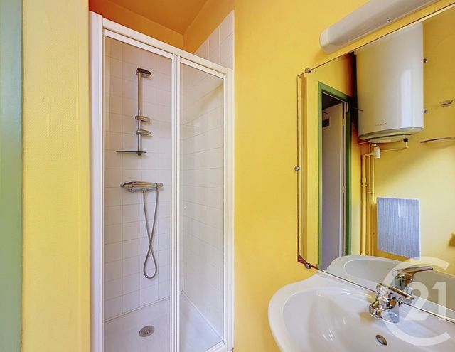 Appartement F3 à vendre - 2 pièces - 44.0 m2 - BELFORT - 90 - FRANCHE-COMTE - Century 21 Agence Du Théâtre