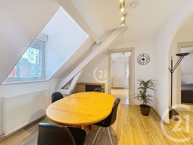 Appartement T3 à vendre - 3 pièces - 43.67 m2 - BELFORT - 90 - FRANCHE-COMTE - Century 21 Agence Du Théâtre