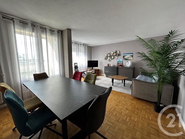 Appartement F4 à louer - 4 pièces - 80.0 m2 - BELFORT - 90 - FRANCHE-COMTE - Century 21 Agence Du Théâtre