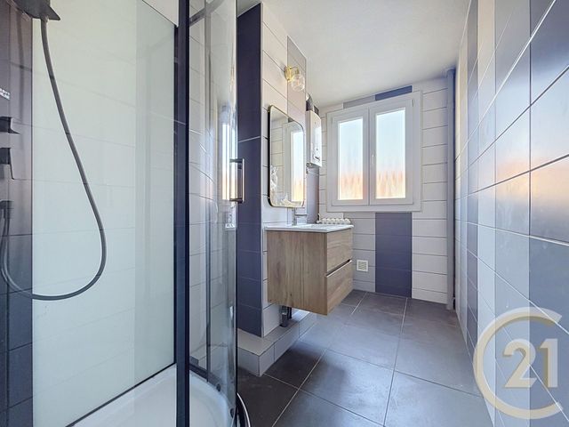 Appartement F3 à louer - 3 pièces - 54.0 m2 - BELFORT - 90 - FRANCHE-COMTE - Century 21 Agence Du Théâtre