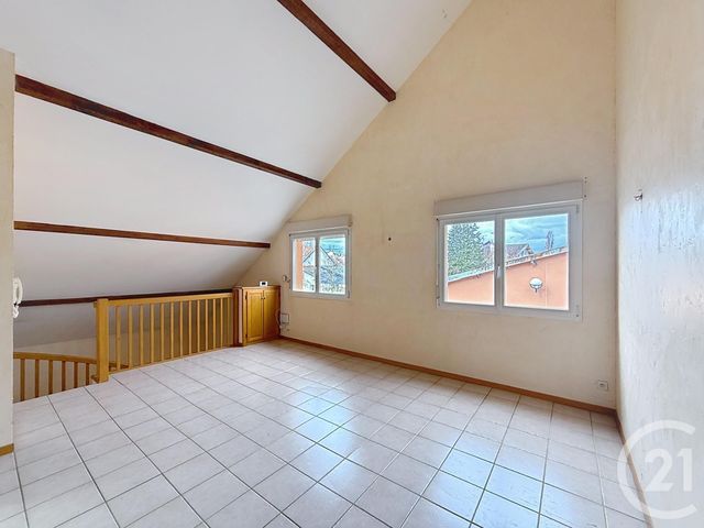 Appartement à louer - 5 pièces - 154.0 m2 - VALDOIE - 90 - FRANCHE-COMTE - Century 21 Agence Du Théâtre