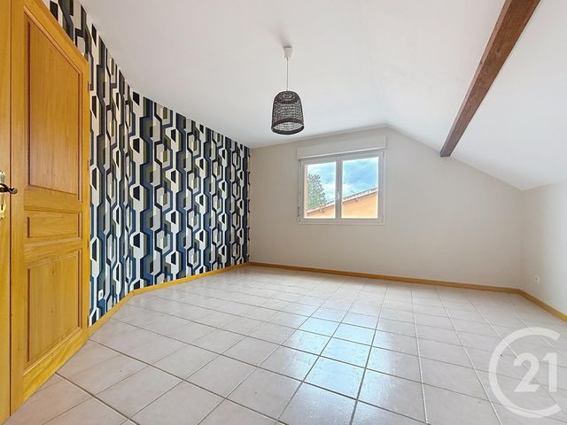 Appartement à louer - 5 pièces - 154.0 m2 - VALDOIE - 90 - FRANCHE-COMTE - Century 21 Agence Du Théâtre
