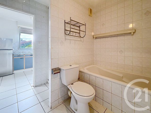 Appartement F2 à vendre - 2 pièces - 46.13 m2 - BELFORT - 90 - FRANCHE-COMTE - Century 21 Agence Du Théâtre