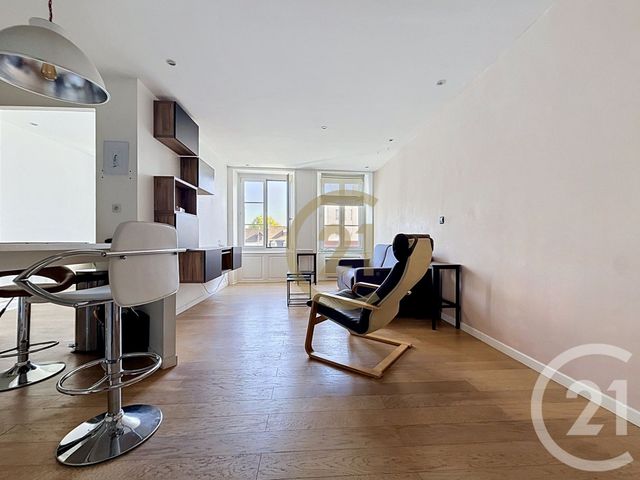 Appartement F2 à louer - 2 pièces - 56.9 m2 - MONTBELIARD - 25 - FRANCHE-COMTE - Century 21 Agence Du Théâtre