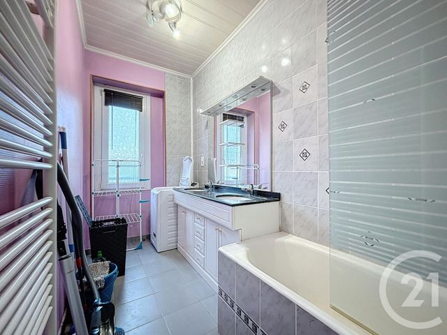 Appartement F3 à louer - 3 pièces - 62.65 m2 - BELFORT - 90 - FRANCHE-COMTE - Century 21 Agence Du Théâtre